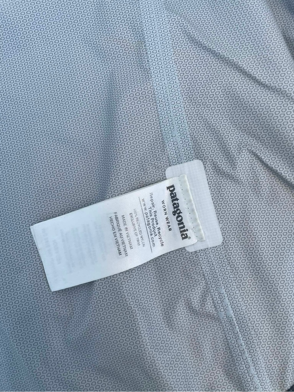 Patagonia Women's Light Gray Hooded Utility Jacket - Picture 14 of 16